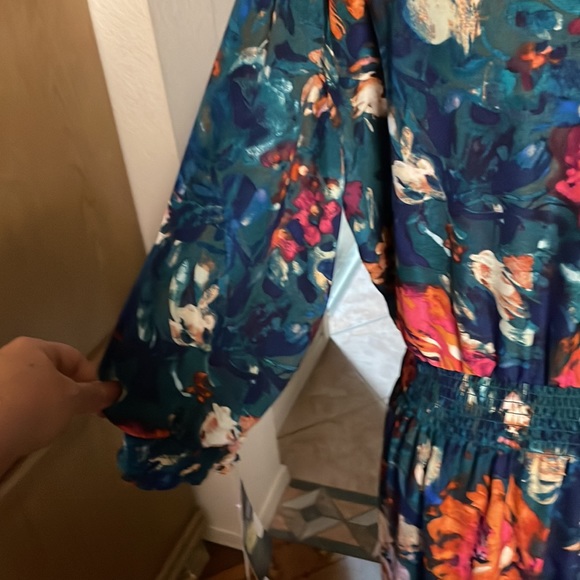 Maxi dress from Dillion very nice on never worn just try on - Picture 3 of 6